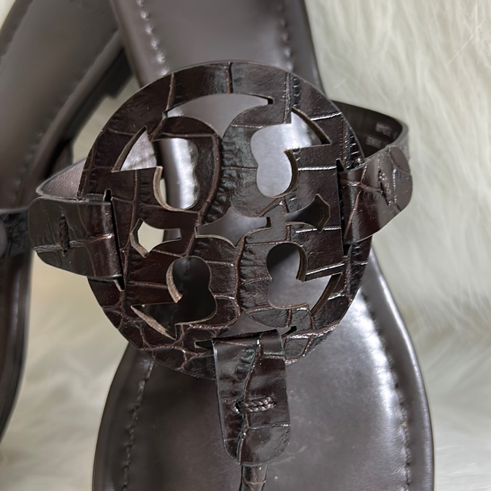 Tory Burch Miller croc Sandal Brown